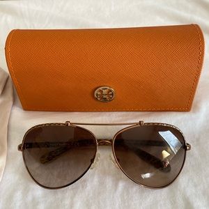 Tory Burch Sun glasses